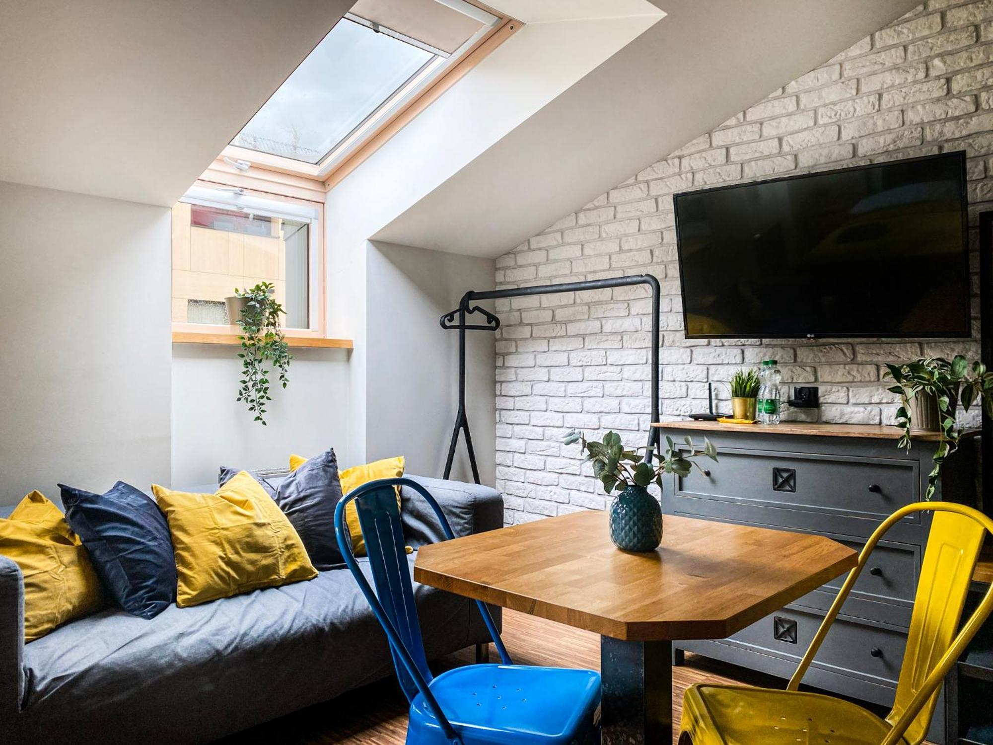 Cozy Apartment With Ac For Couples - Old Town คราคูฟ ภายนอก รูปภาพ