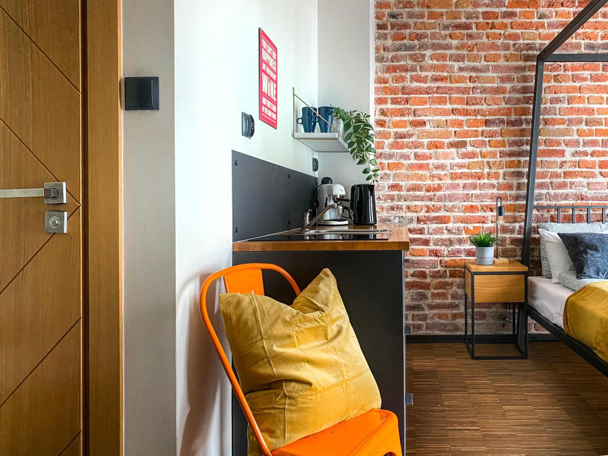 Cozy Apartment With Ac For Couples - Old Town คราคูฟ ภายนอก รูปภาพ