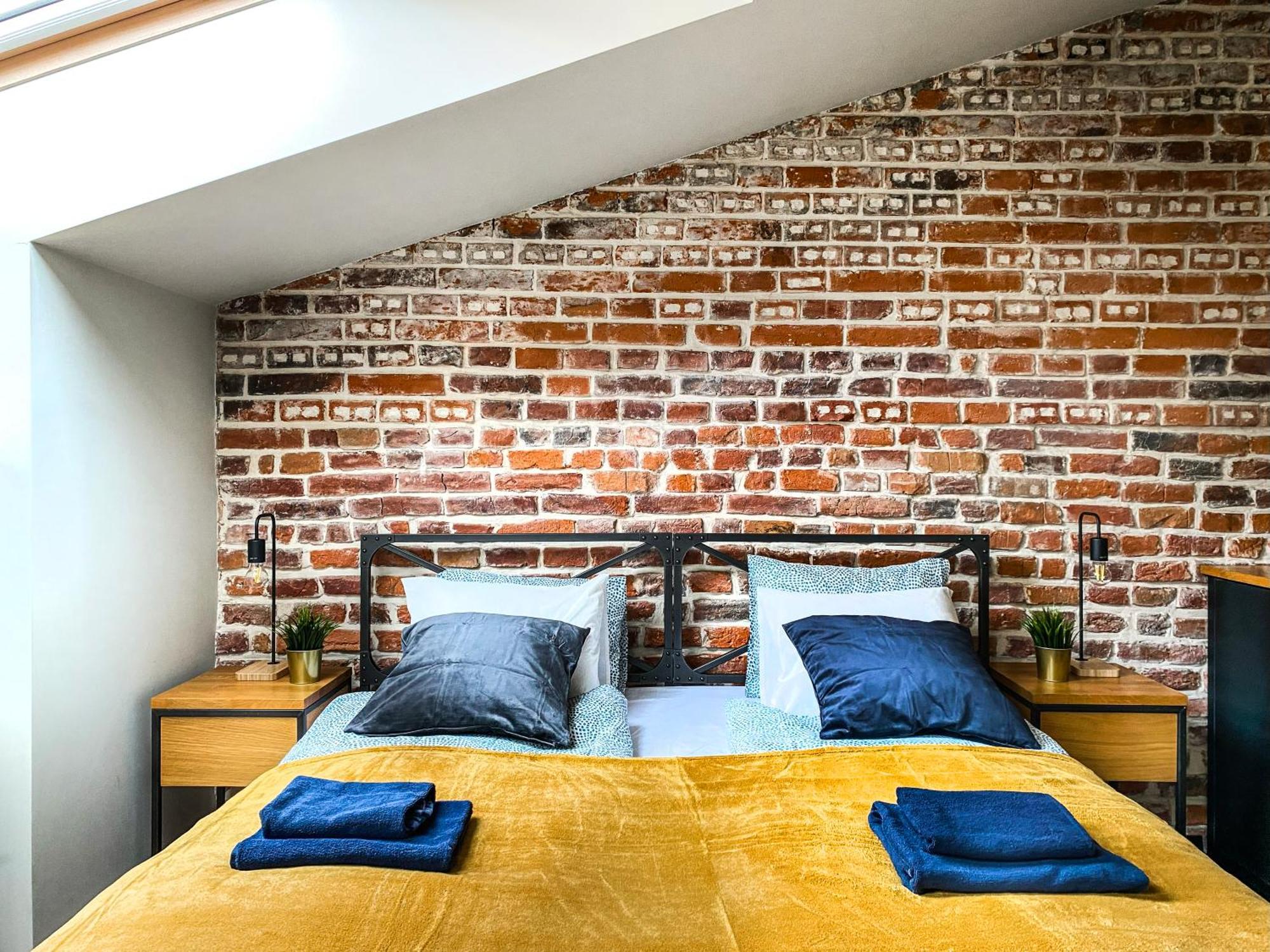 Cozy Apartment With Ac For Couples - Old Town คราคูฟ ภายนอก รูปภาพ