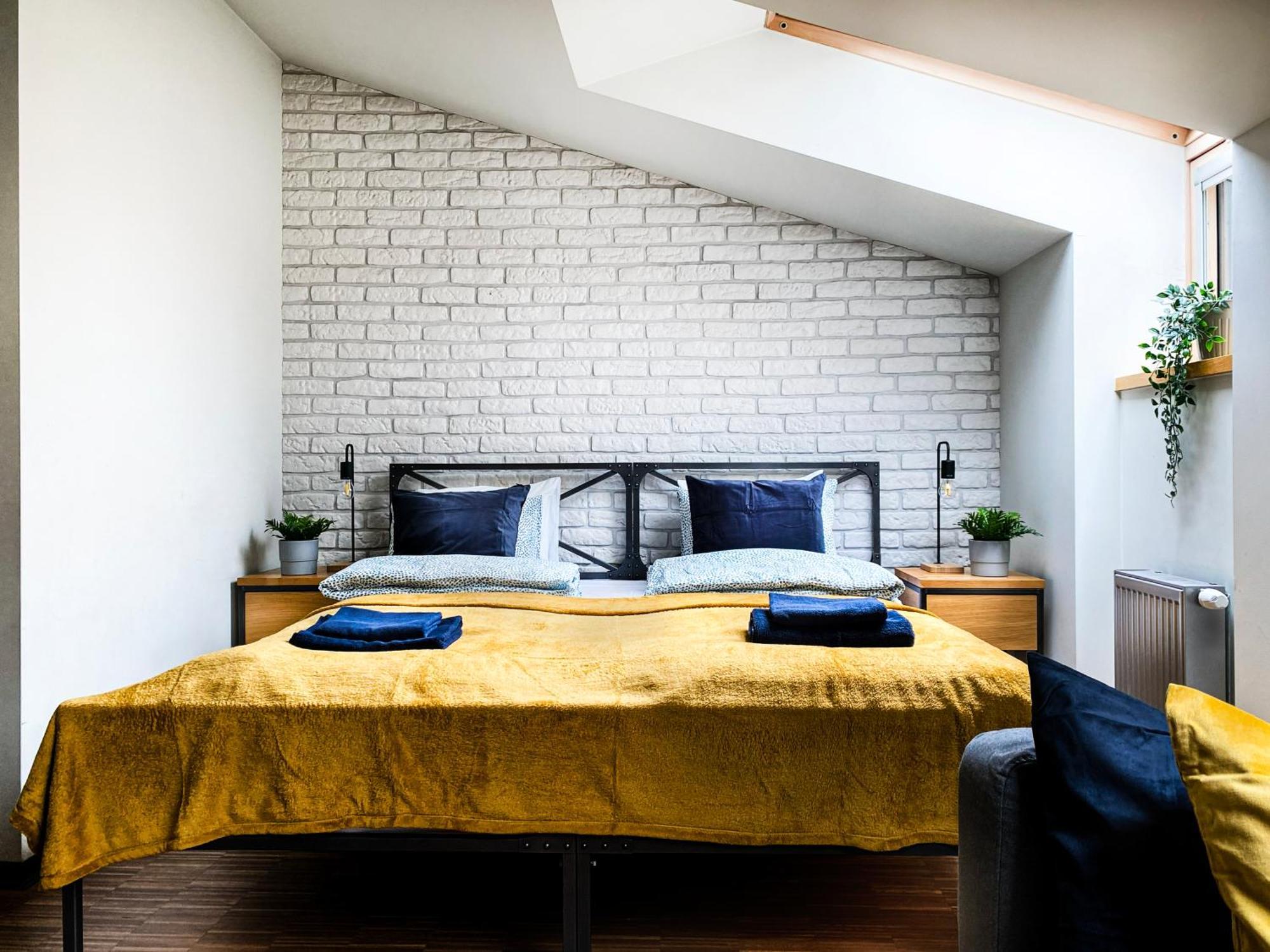 Cozy Apartment With Ac For Couples - Old Town คราคูฟ ภายนอก รูปภาพ