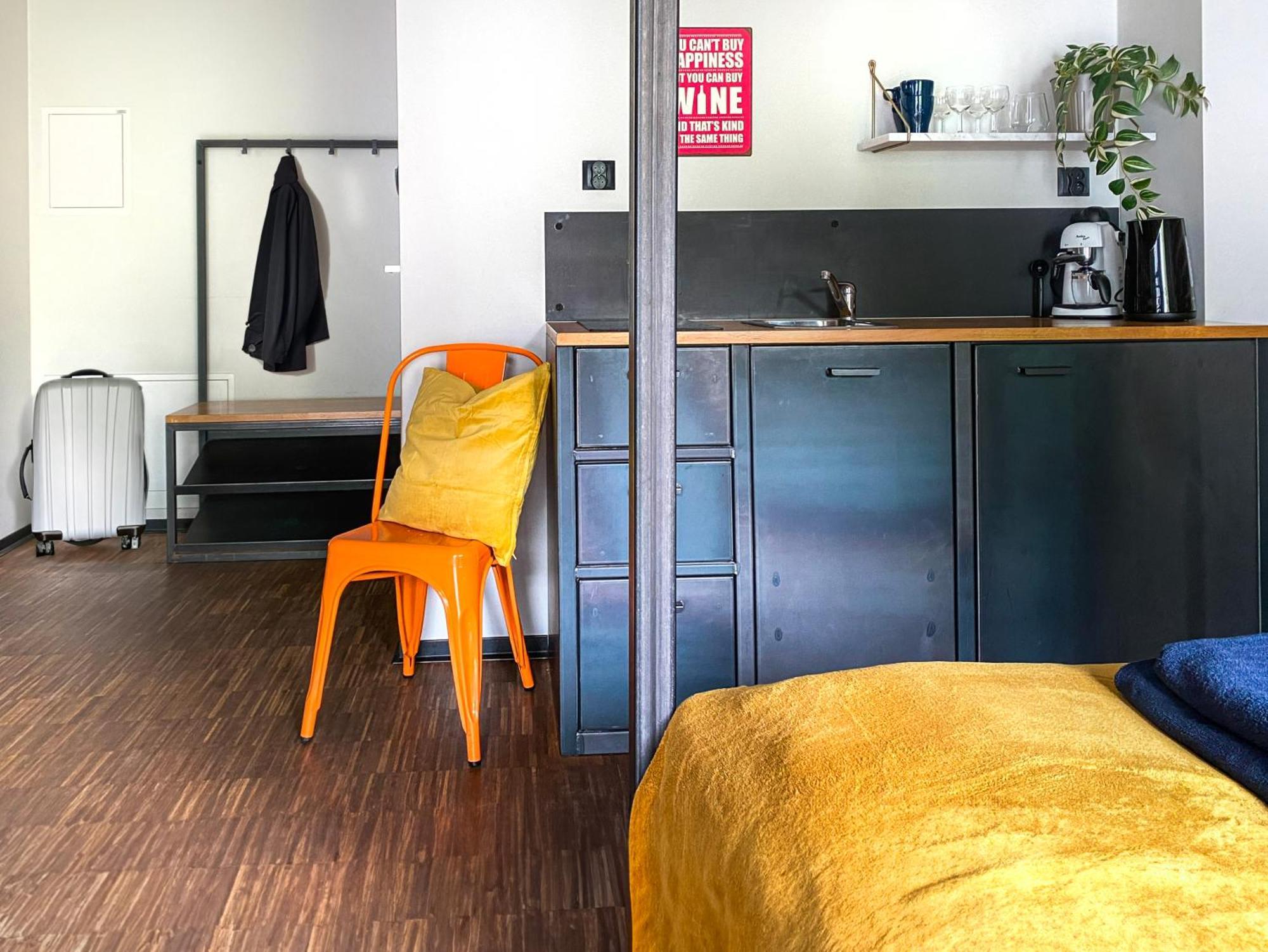Cozy Apartment With Ac For Couples - Old Town คราคูฟ ภายนอก รูปภาพ
